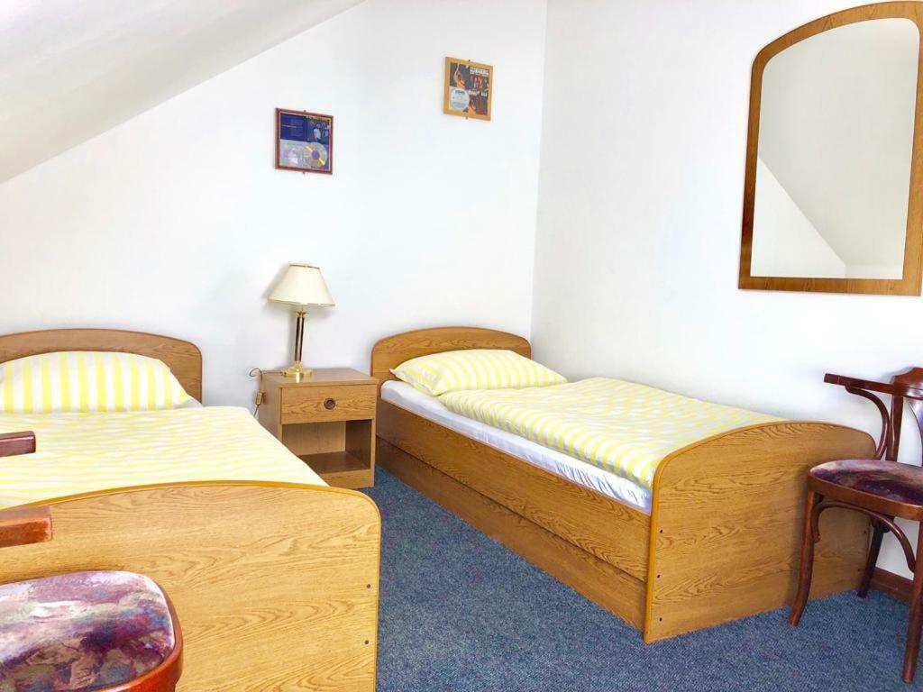 Hard Rock Rooms For Two Livno Exteriér fotografie