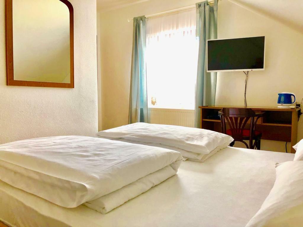 Hard Rock Rooms For Two Livno Exteriér fotografie